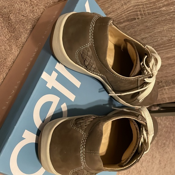 Aetrex Dana sneaker - Picture 3 of 8